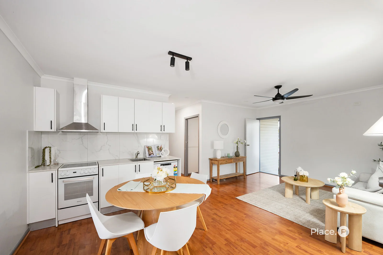 Additional image 12 of 38 Mansted Street, Holland Park West QLD 4121
