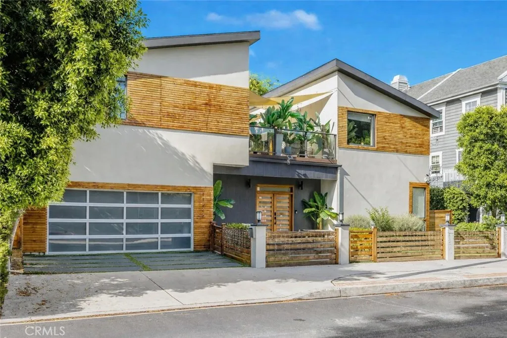 Additional image 2 of 11645 Woodbridge Street, Studio City, CA 91604