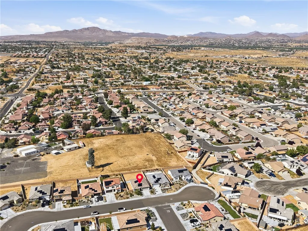 16574 Biola Place Way, Victorville, CA 92395
