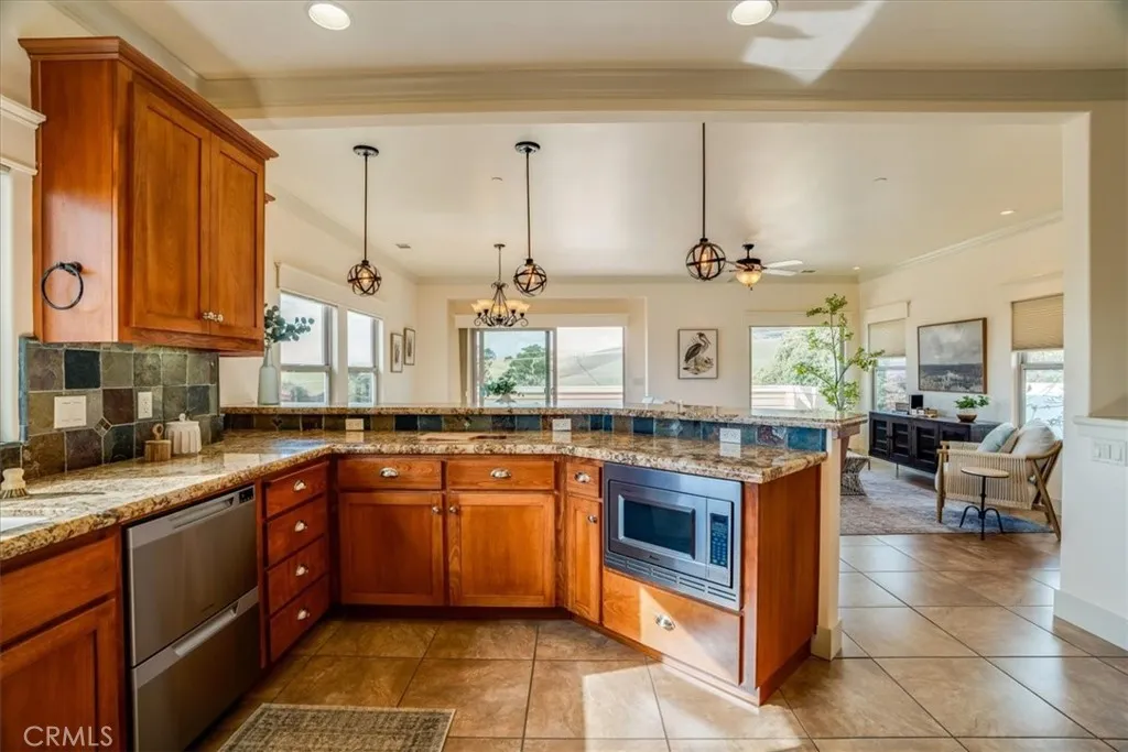 Additional image 11 of 594 Kings Ave, Morro Bay, CA 93442