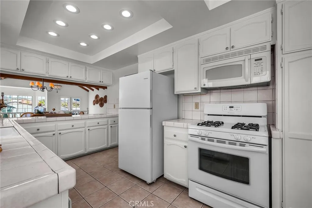 Additional image 16 of 1731 Spreckels Lane, Redondo Beach, CA 90278