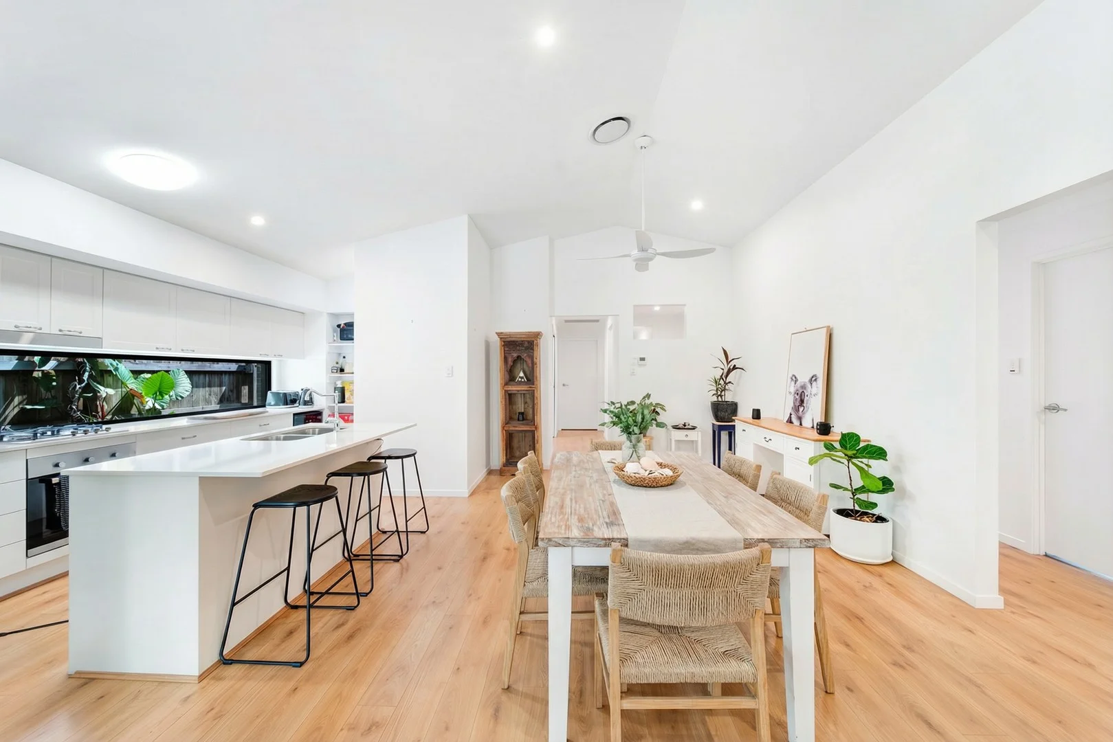 10 Haskins Street, Baringa QLD 4551