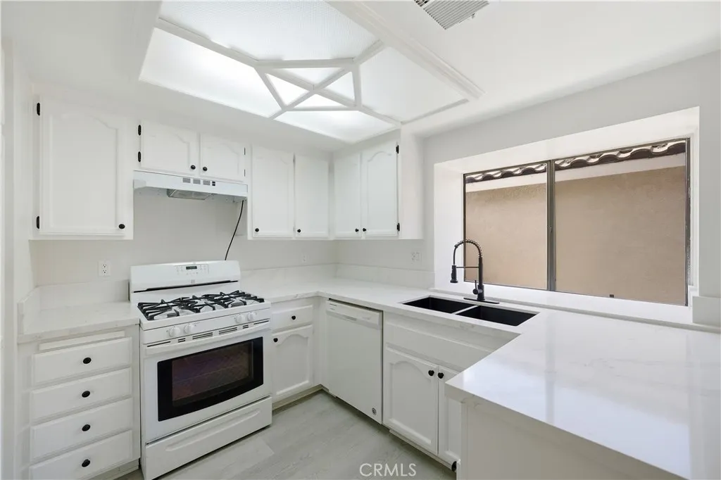 Additional image 45 of 1543 S Diamond Bar Boulevard Unit 20, Diamond Bar, CA 91765
