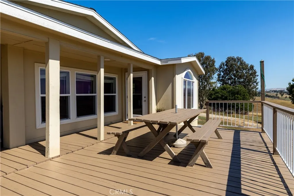 Additional image 130 of 1876 Rancho Lomas Way, San Miguel, CA 93451