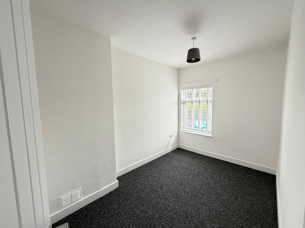 Additional image 9 of 3 bed property to rentWallace Road, Neath, Neath Port Talbot. SA11