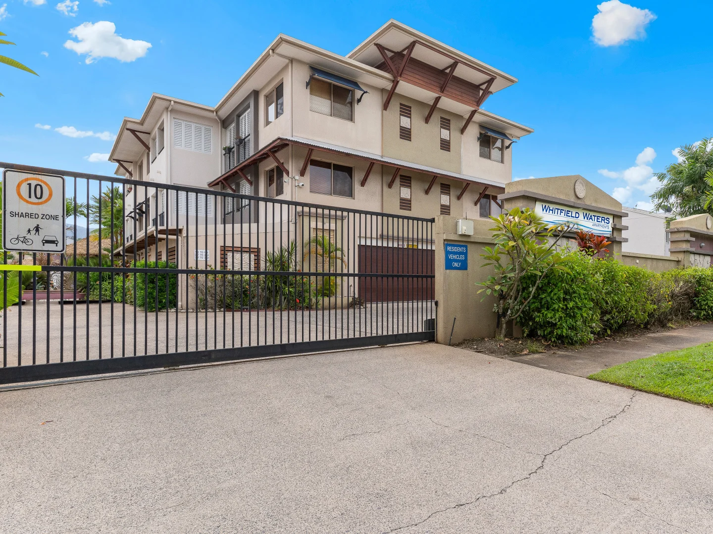 Additional image 3 of 227/29-33 Springfield Crescent, Manoora QLD 4870