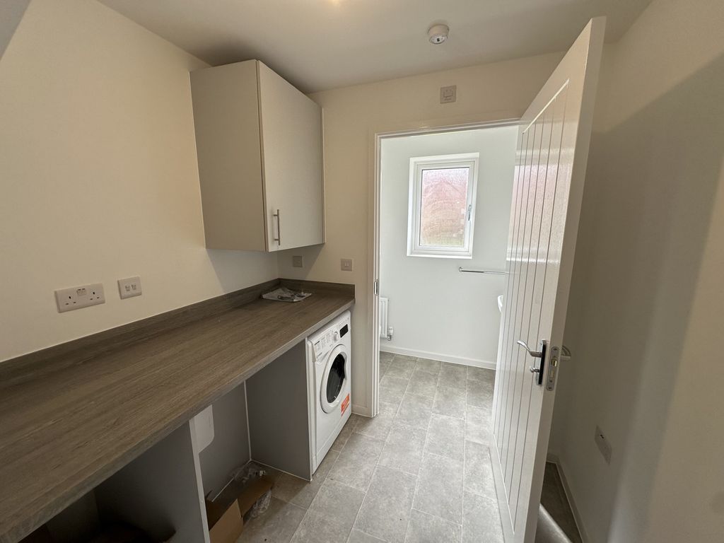 Additional image 3 of 3 bed town house to rentEpping Drive, Peterborough PE7