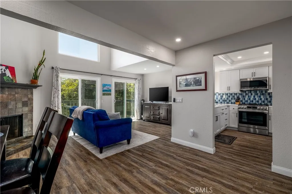 Additional image 4 of 6958 Camino Pacheco, San Diego, CA 92111
