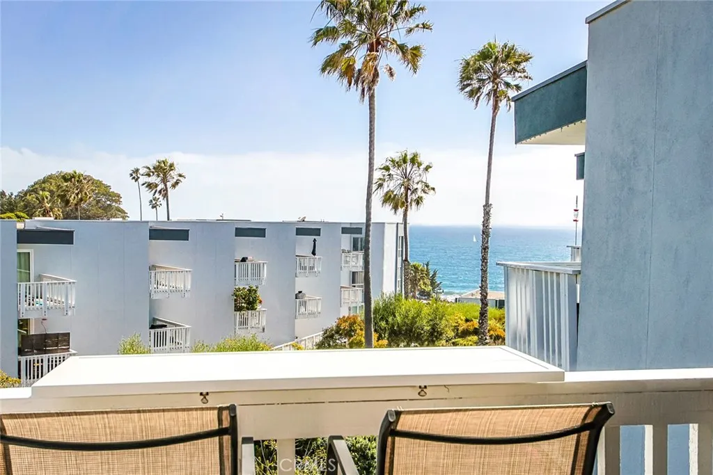 650 The Village Unit 303, Redondo Beach, CA 90277