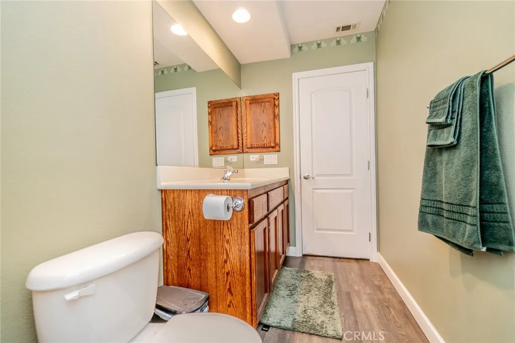 Additional image 34 of 10636 Larch Rd, Oak Hills, CA 92344