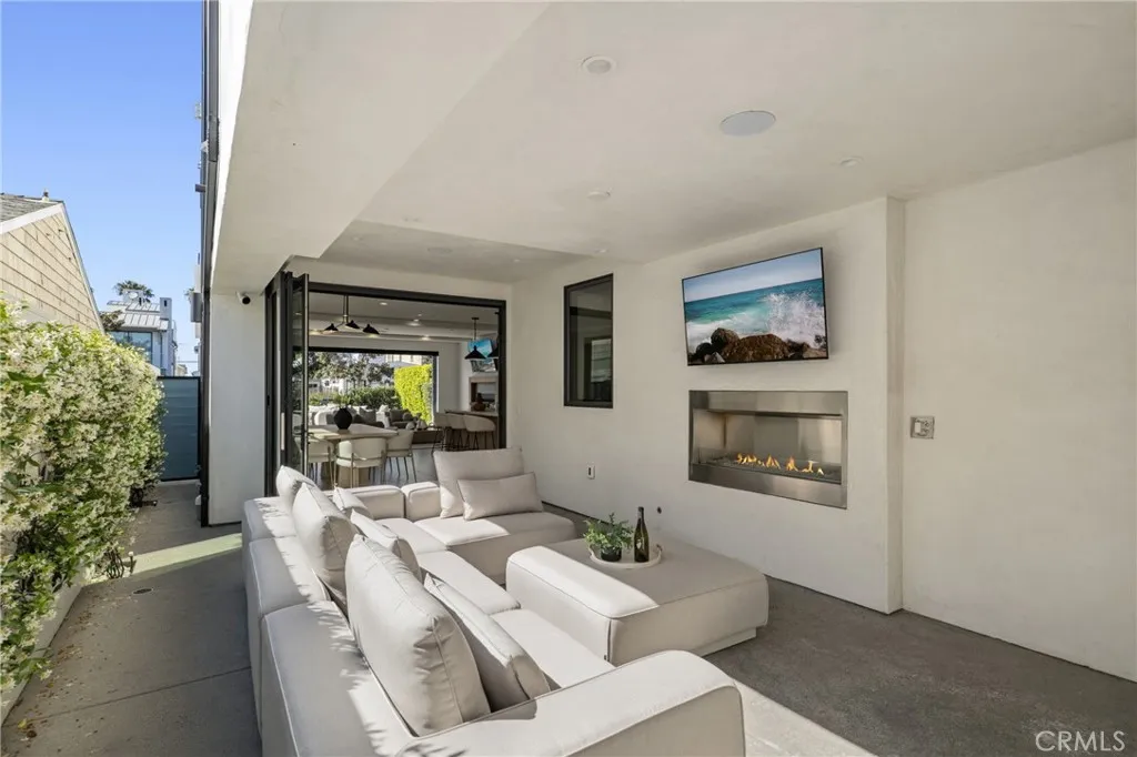 Additional image 11 of 716 Heliotrope Ave, Corona Del Mar, CA 92625