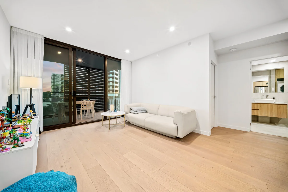 Additional image 7 of 703/3 KINTAIL Road, Applecross WA 6153