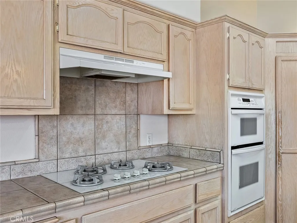 Additional image 19 of 16992 Joshua Rd, Apple Valley, CA 92307