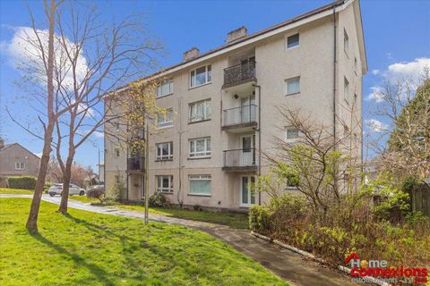 Cleland Place, Calderwood, East Kilbride G74