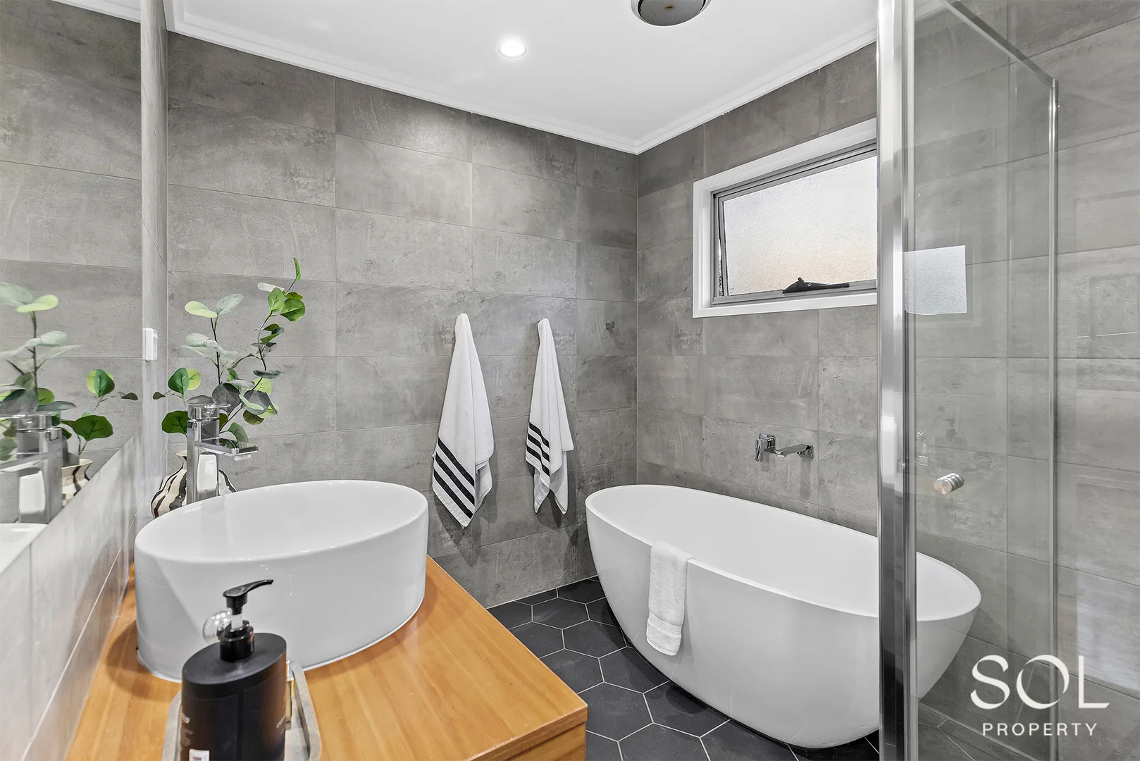 Additional image 15 of 62 Redbourne Street, Chermside West QLD 4032