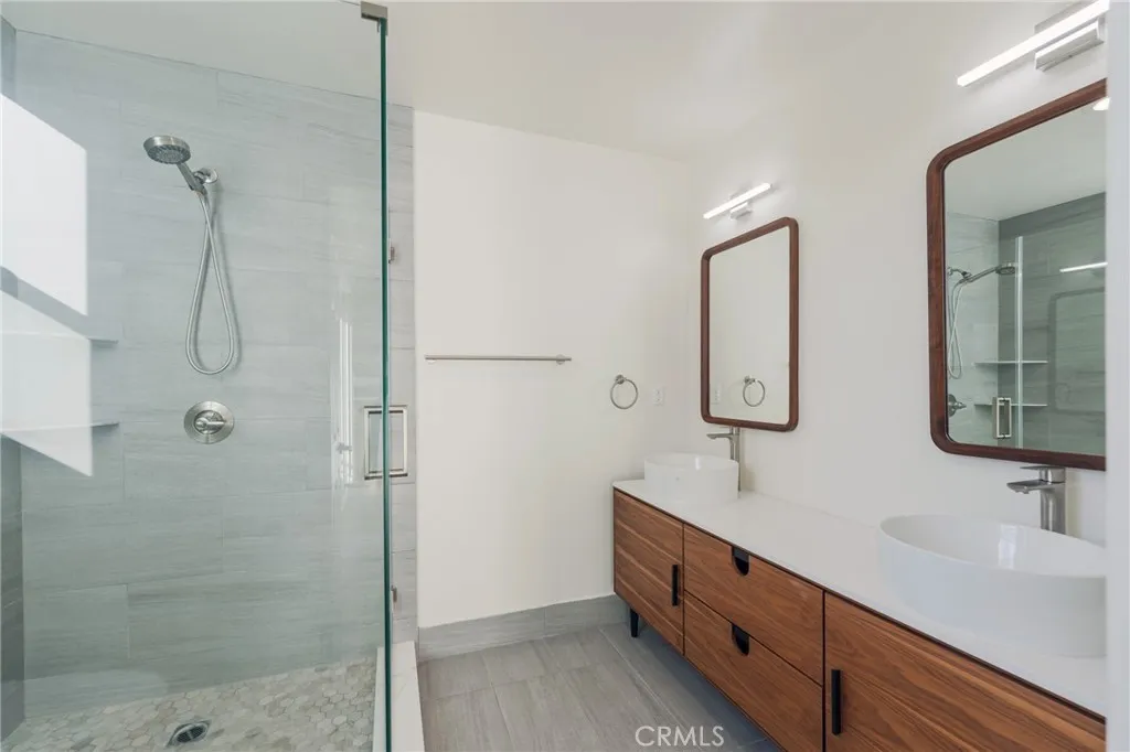 Additional image 21 of 714 N Chestnut Avenue, Los Angeles, CA 90042