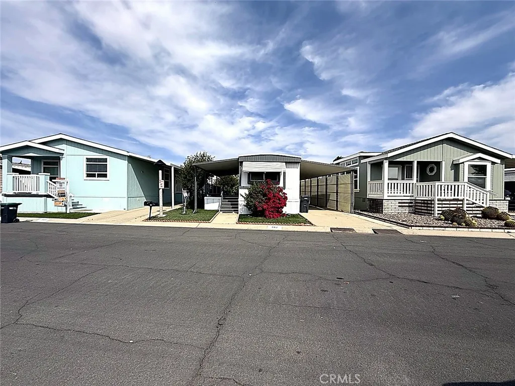 Additional image 3 of 27601 Sun City Boulevard Unit 302, Menifee, CA 92586