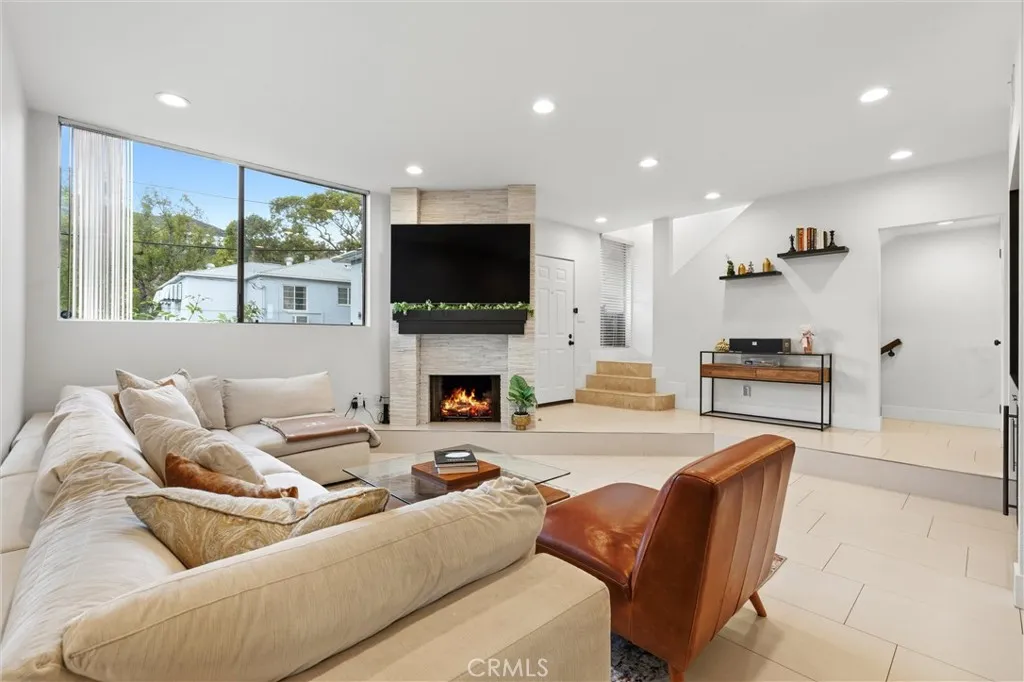 Additional image 43 of 1227 N Brand Blvd, Glendale, CA 91202