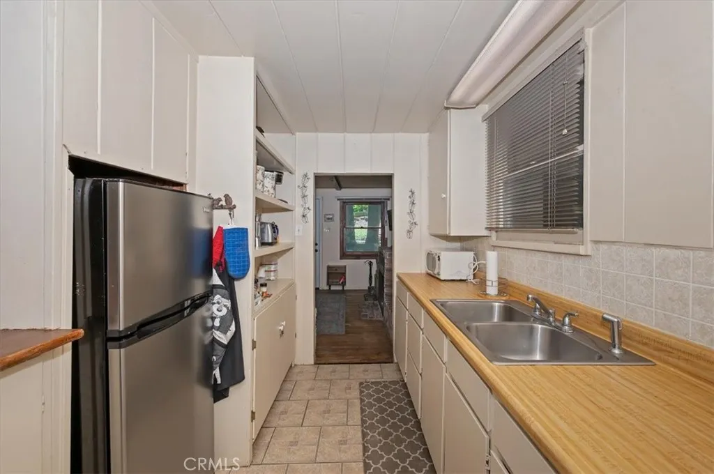 Additional image 39 of 22838 Waters Dr, Crestline, CA 92325