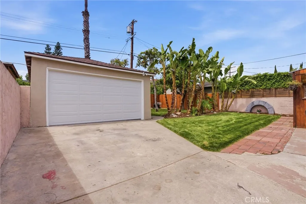 Additional image 81 of 1829 S Fairfax Avenue, Los Angeles, CA 90019