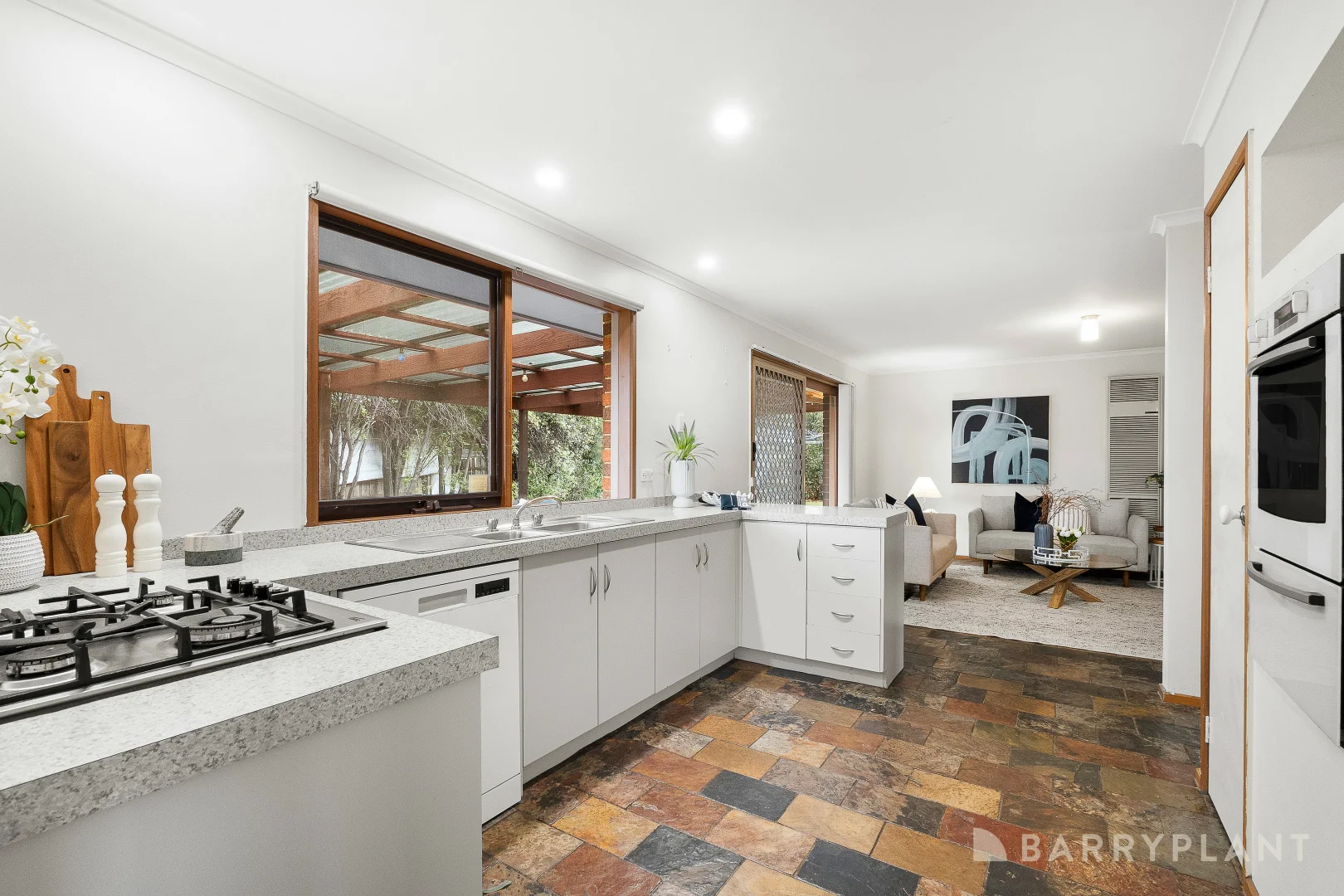 Additional image 7 of 27 Barondi Avenue, Narre Warren VIC 3805