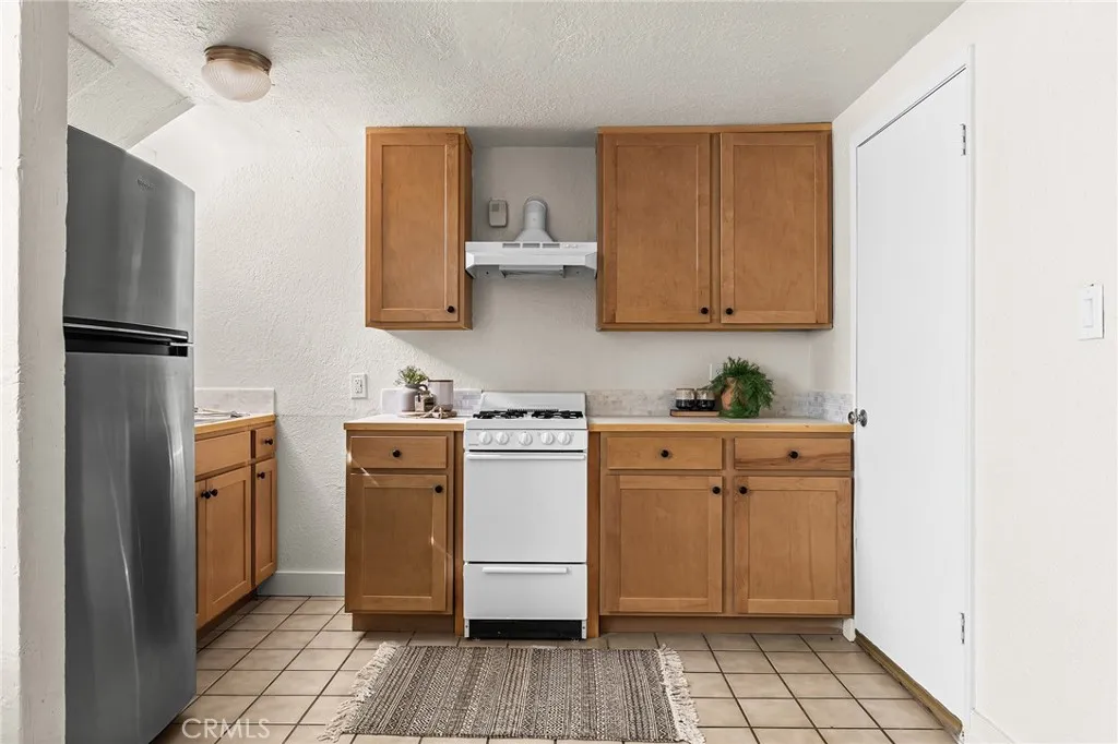 Additional image 49 of 587 E 3rd St, Chico, CA 95928