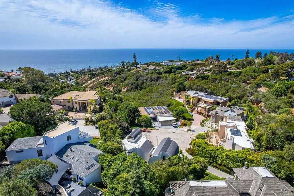 Additional image 3 of 6105 Avenida Chamnez, La Jolla, CA 92037