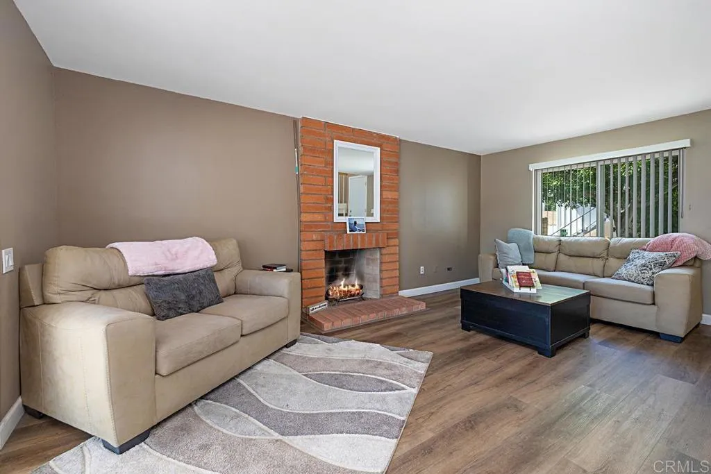 Additional image 6 of 5676 Chateau Dr, San Diego, CA 92117