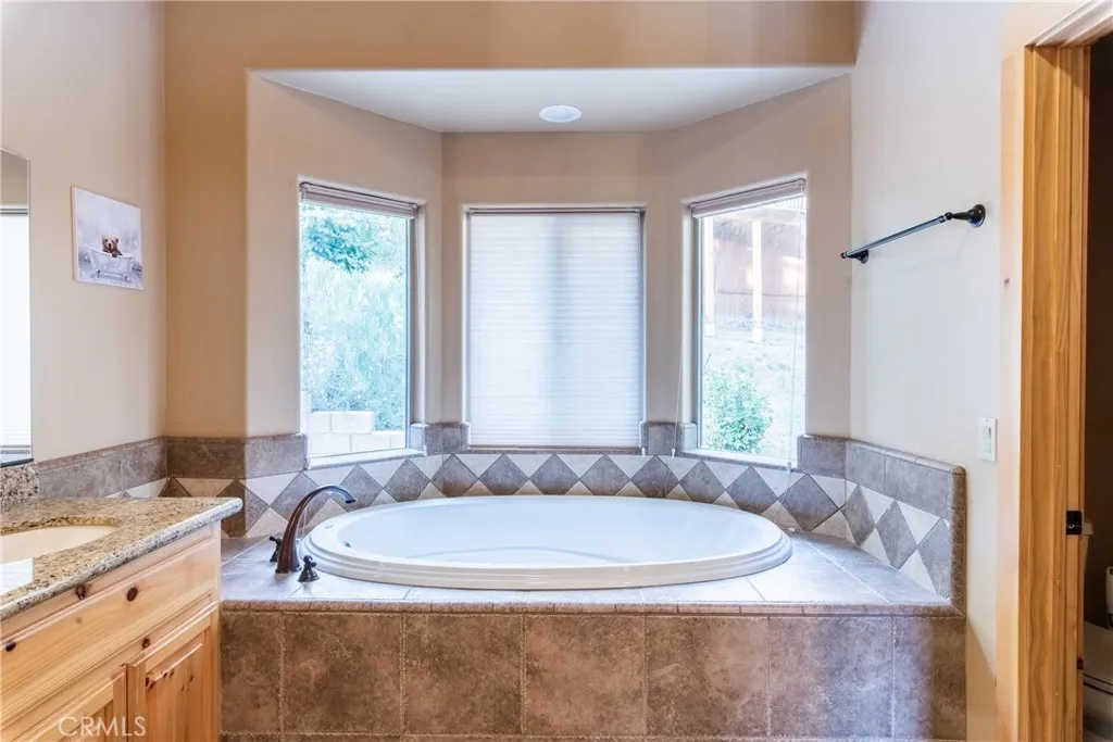 Additional image 69 of 43628 Yosemite Drive, Big Bear Lake, CA 92315