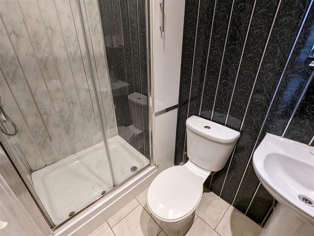 Additional image 4 of 1 bed flat to rentVictoria Road, Darlington DL1