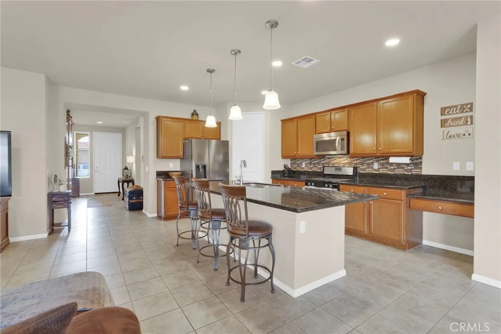 Additional image 56 of 10857 Green Valley Rd, Apple Valley, CA 92308