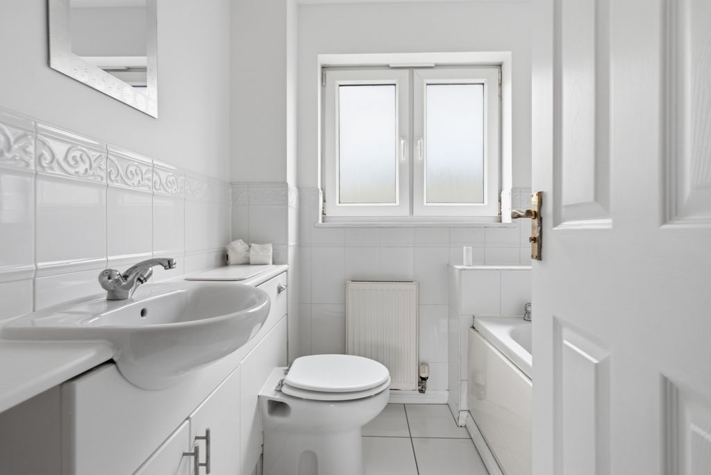 Additional image 20 of 4 bed detached house to rentRose Street, Tullibody FK10