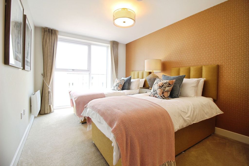 Additional image 7 of 1 bed flat to rentPeglars Way, Swindon SN1