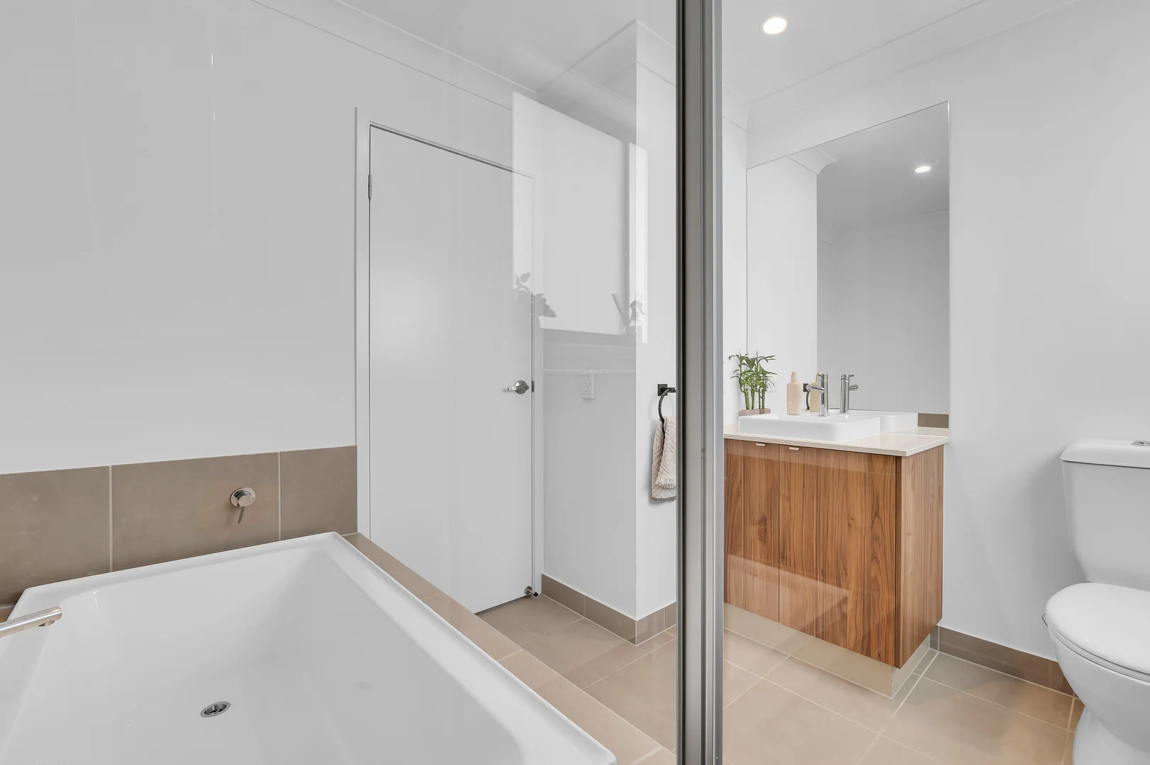 Additional image 13 of 19 Austin Way, Park Ridge QLD 4125