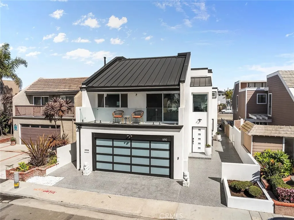 Additional image 2 of 16742 Intrepid Ln, Huntington Beach, CA 92649