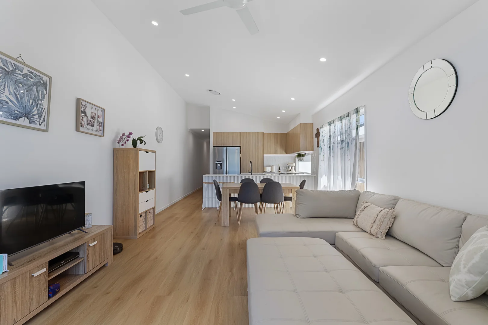 Additional image 5 of 1/36 Bailey Road, Birkdale QLD 4159