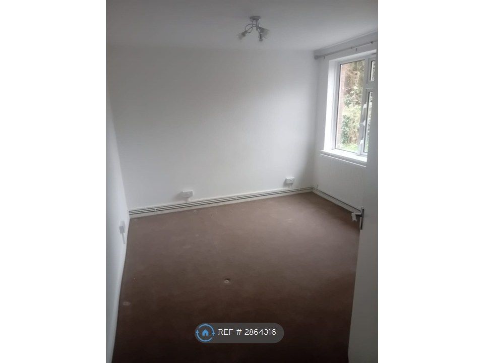 Additional image 8 of 2 bed flat to rentPontrhydyfen, Port Talbot SA12