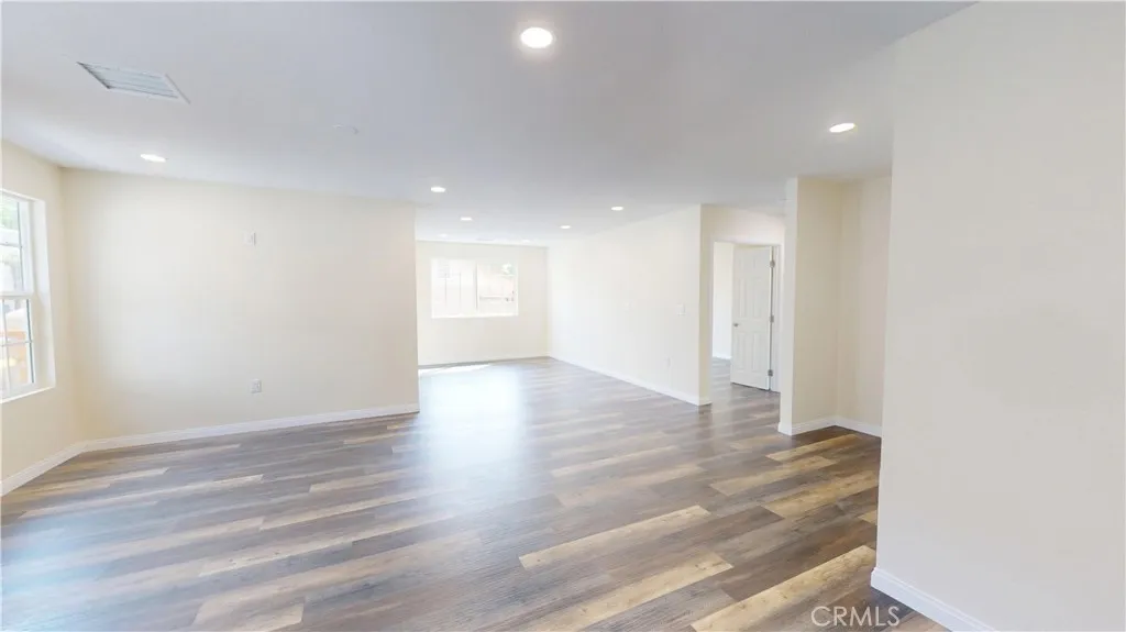Additional image 17 of 13960 Almetz St, Sylmar, CA 91342