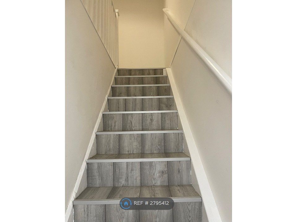 Additional image 7 of Room to rentCrown Street, Port Talbot SA13