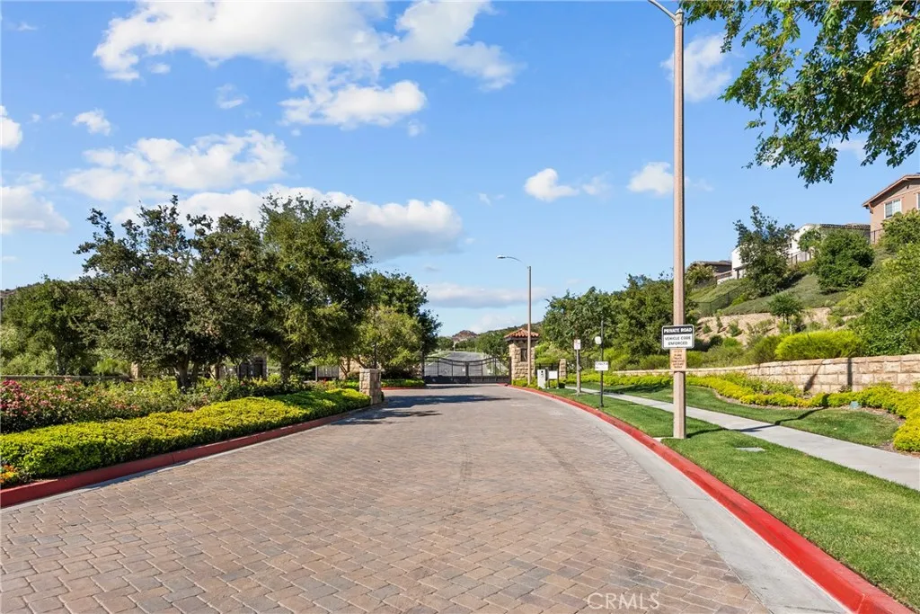 Additional image 57 of 24557 Rosette Ln, Valencia, CA 91354