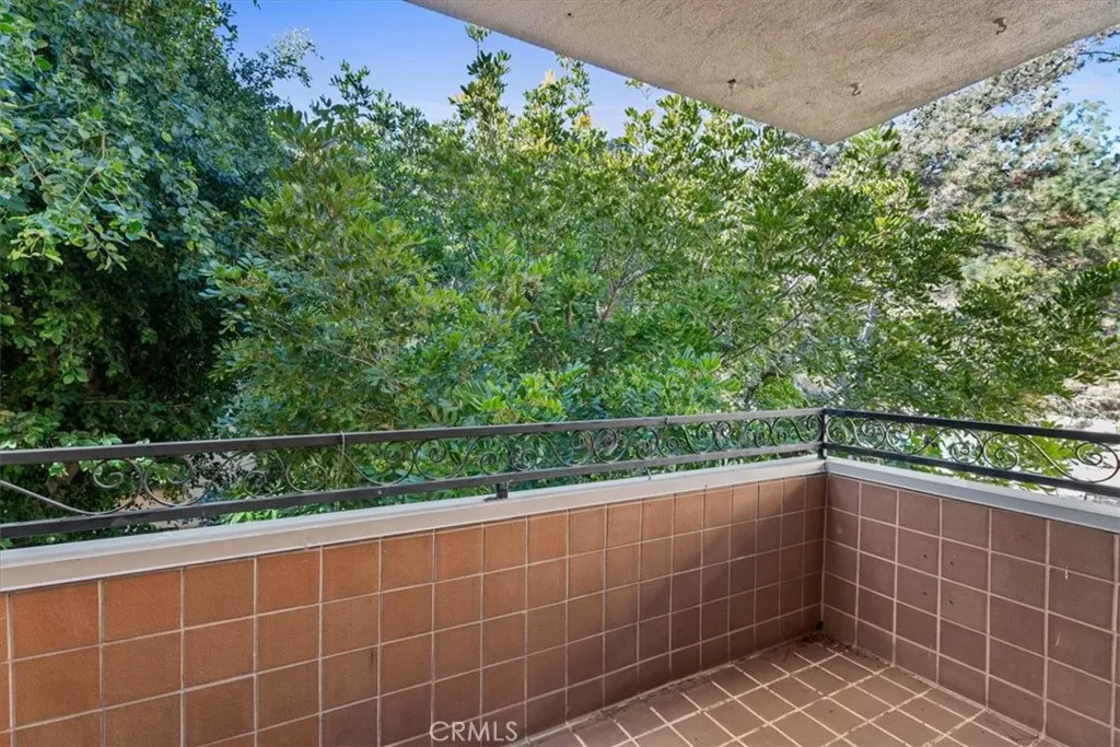 Additional image 12 of 6752 Hillpark Unit 303, Los Angeles, CA 90068