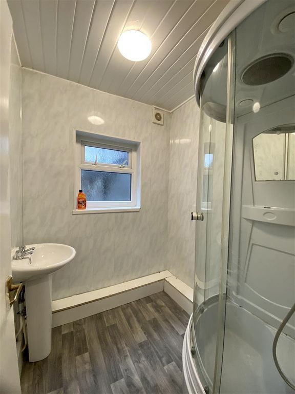 Additional image 5 of 4 bed semi-detached house to rentCastle Buildings Forest Road Treforest, Pontypridd CF37