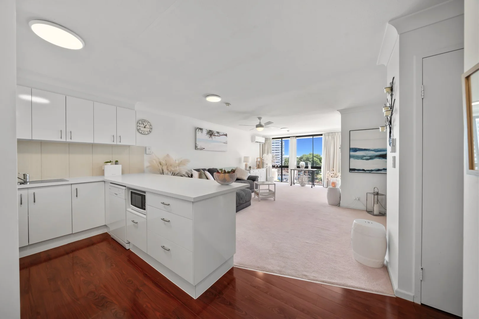 605/70 Remembrance Drive, Surfers Paradise QLD 4217