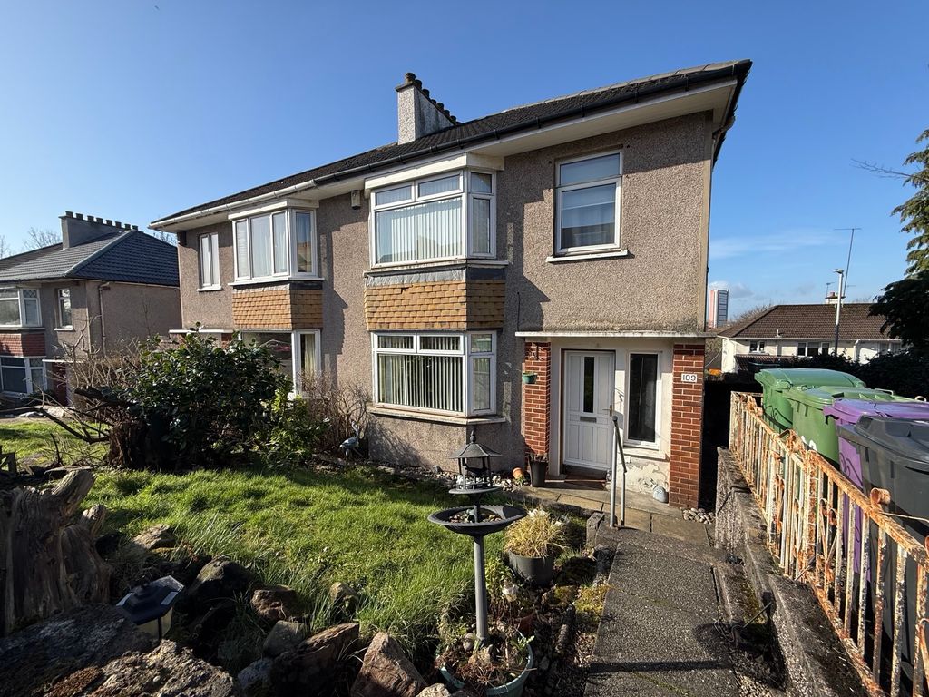 3 bed semi-detached house to rentWeymouth Drive, Glasgow G12