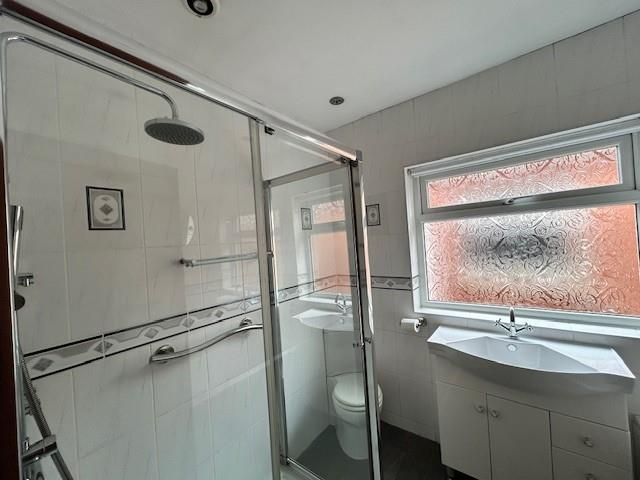 Additional image 8 of 3 bed detached bungalow to rentTyisha Road, Llanelli SA15