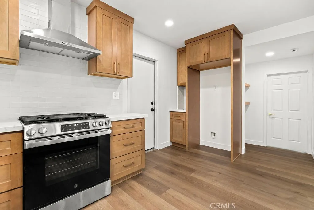 Additional image 10 of 2177 W Midwood Ln, Anaheim, CA 92804