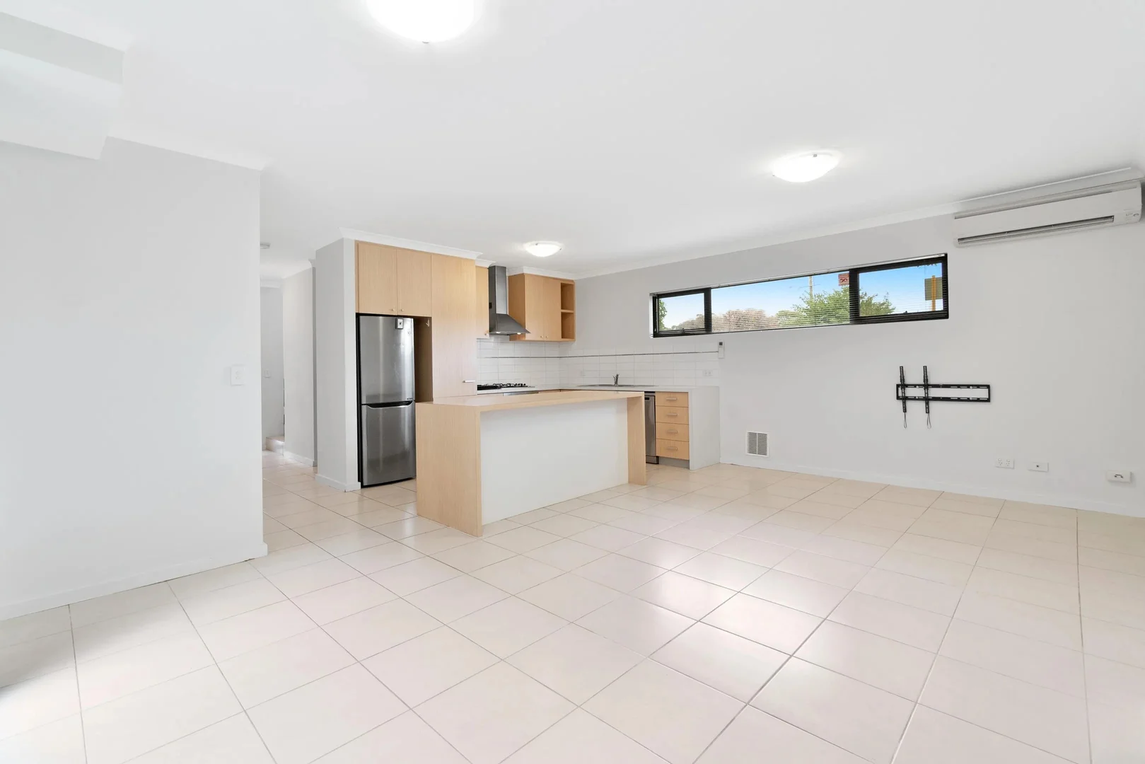 Additional image 2 of 15B Leeder Street, Glendalough WA 6016