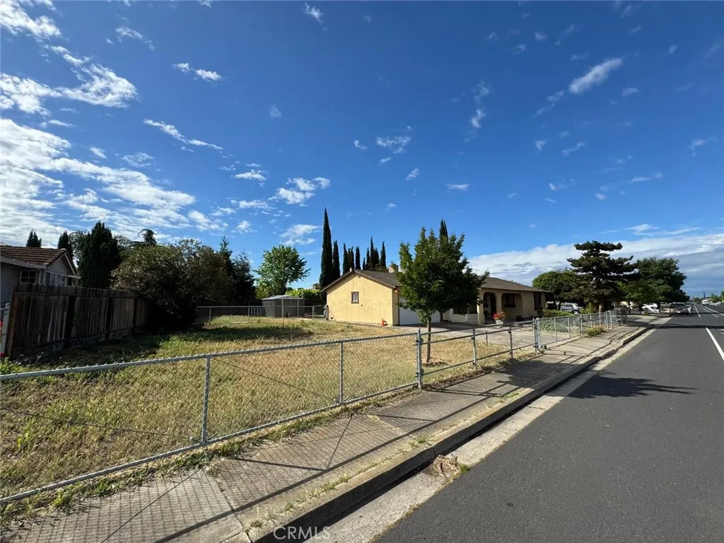 Additional image 5 of 1461 E D St, Oakdale, CA 95361