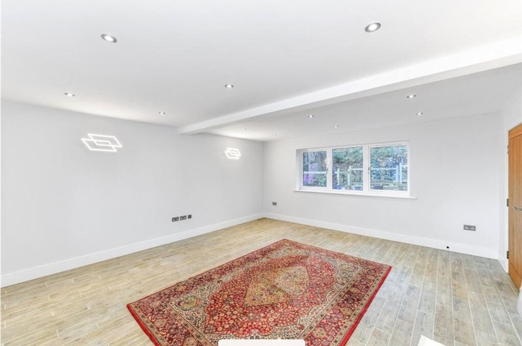 Additional image 6 of 5 bed property to rentElm Bank, Nottingham NG3