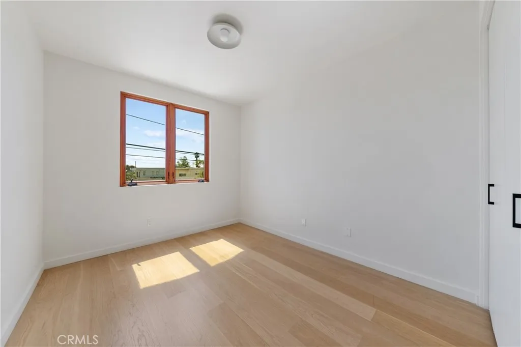 Additional image 114 of 12123 Iowa Ave, Los Angeles, CA 90025